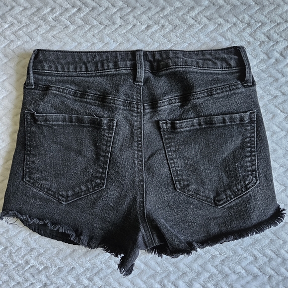 Mudd FLX Stretch High-Rise Shortie Black Denim Shorts Size 5 - Picture 9 of 11
